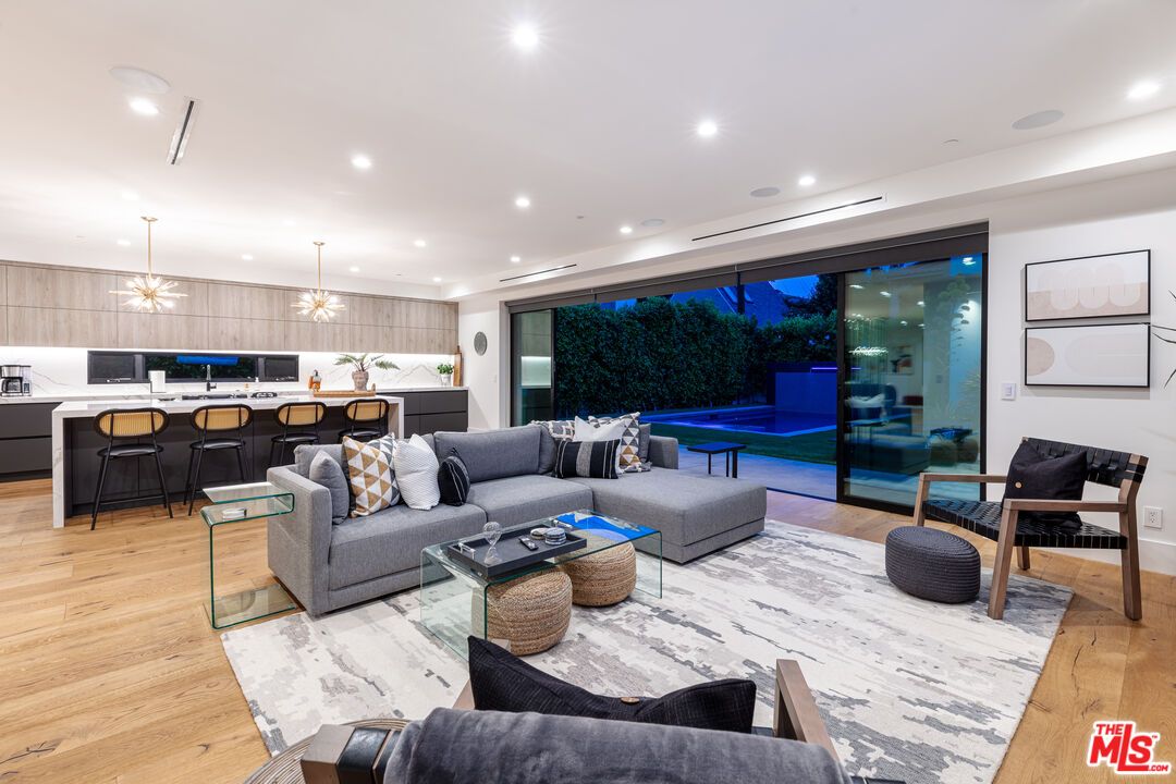 Interior, Kitchen, Living room, Pendant Lights, Recessed Lighting, Wood Texture Flooring