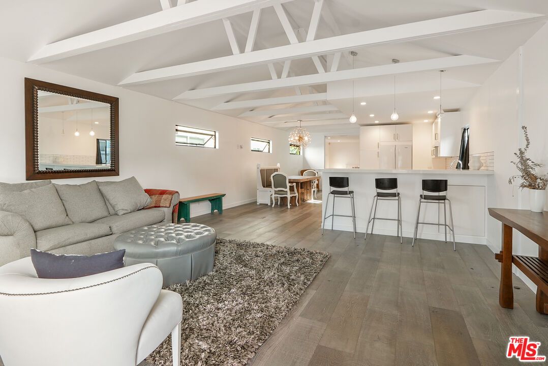 Chandelier, Dining room, Interior, Kitchen, Living room, Pendant Lights, Recessed Lighting, Wood Texture Flooring