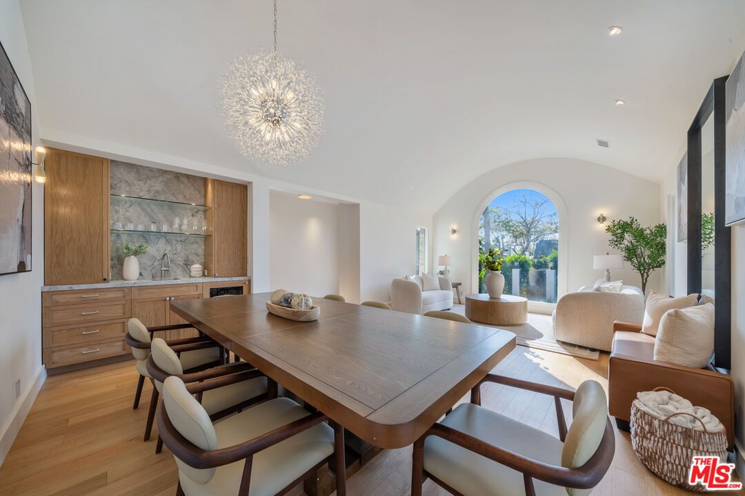 Chandelier, Dining room, Interior, Living room, Recessed Lighting, Wood Texture Flooring