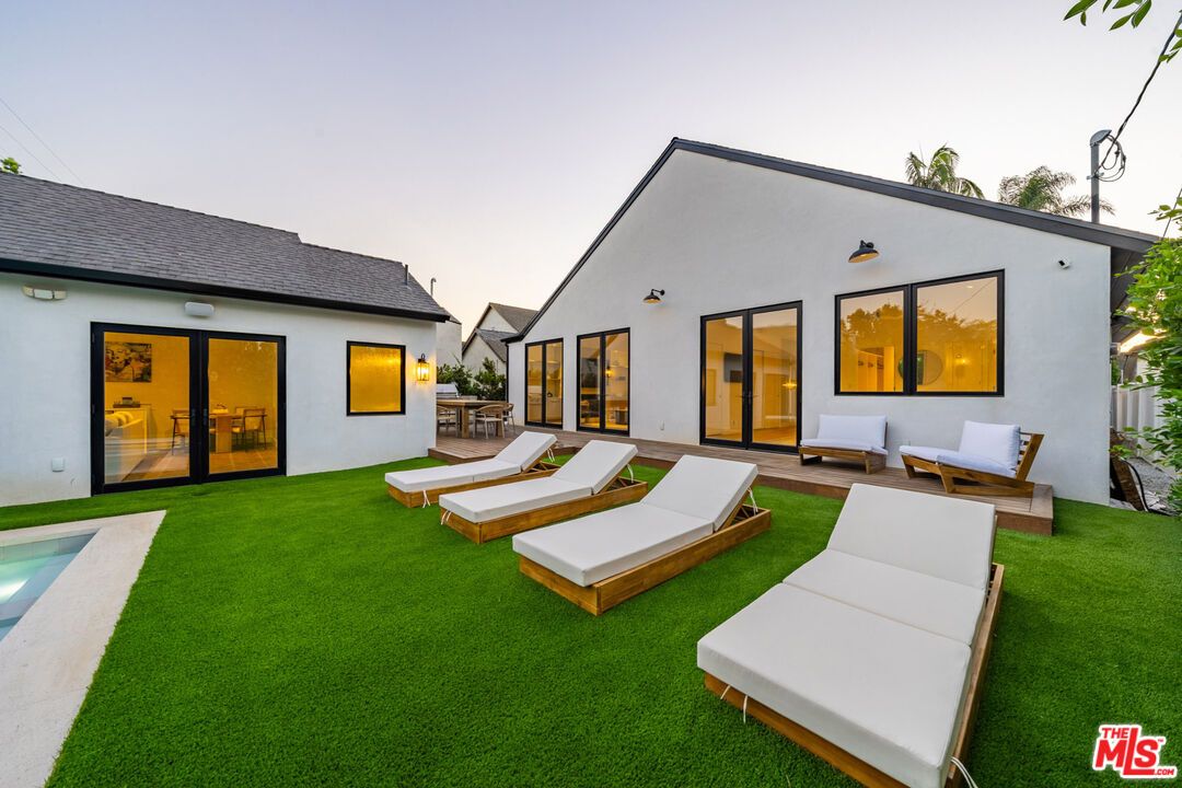 Backyard, Exterior, Pool