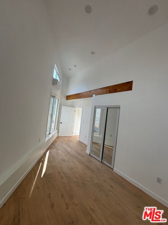 Empty room, Interior, Recessed Lighting, Wooden Beams, Wood Texture Flooring