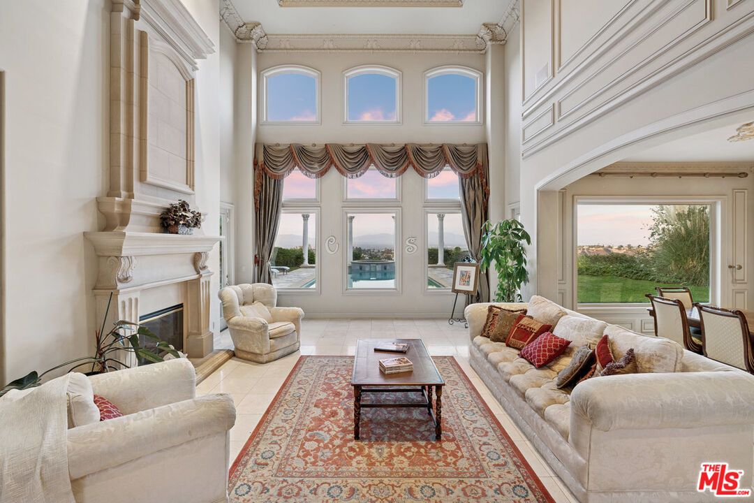 Fireplace, Interior, Living room