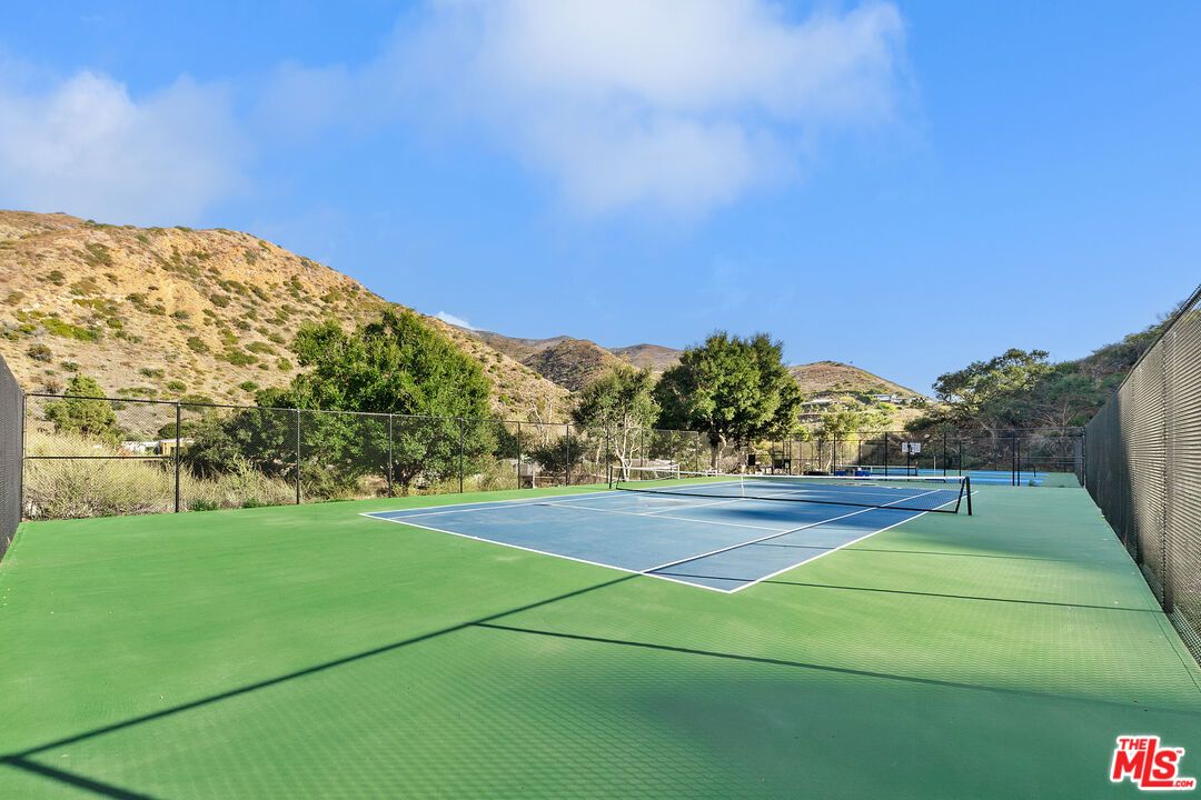 Exterior, Tennis Courts