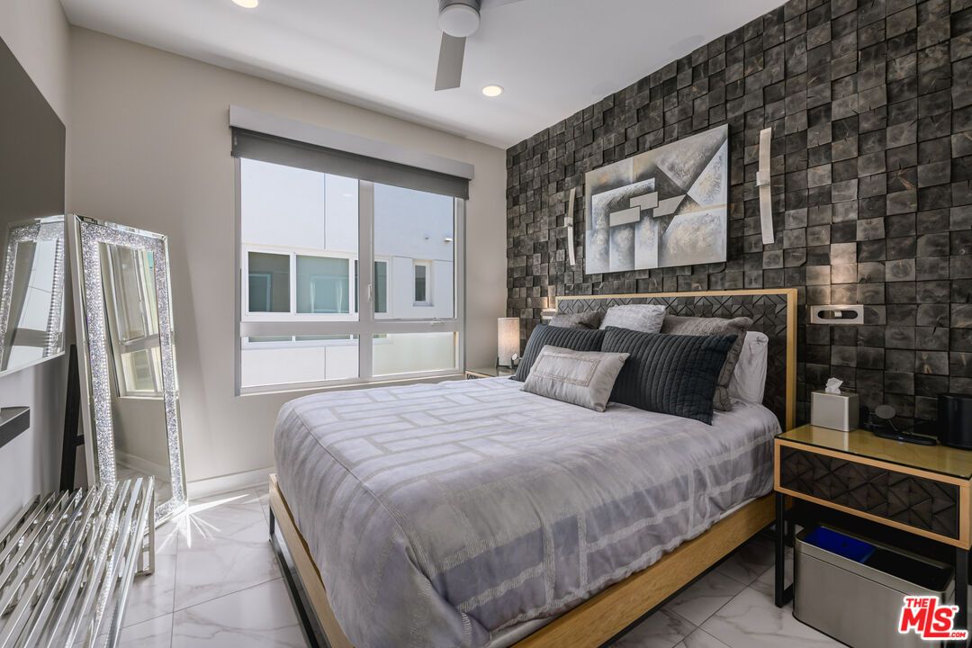 Bedroom, Interior, Marble, Recessed Lighting