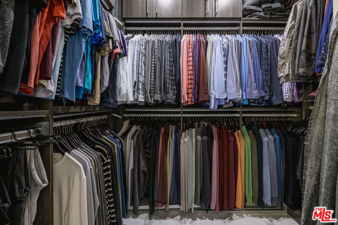 Interior, Marble, Walk-in Closets