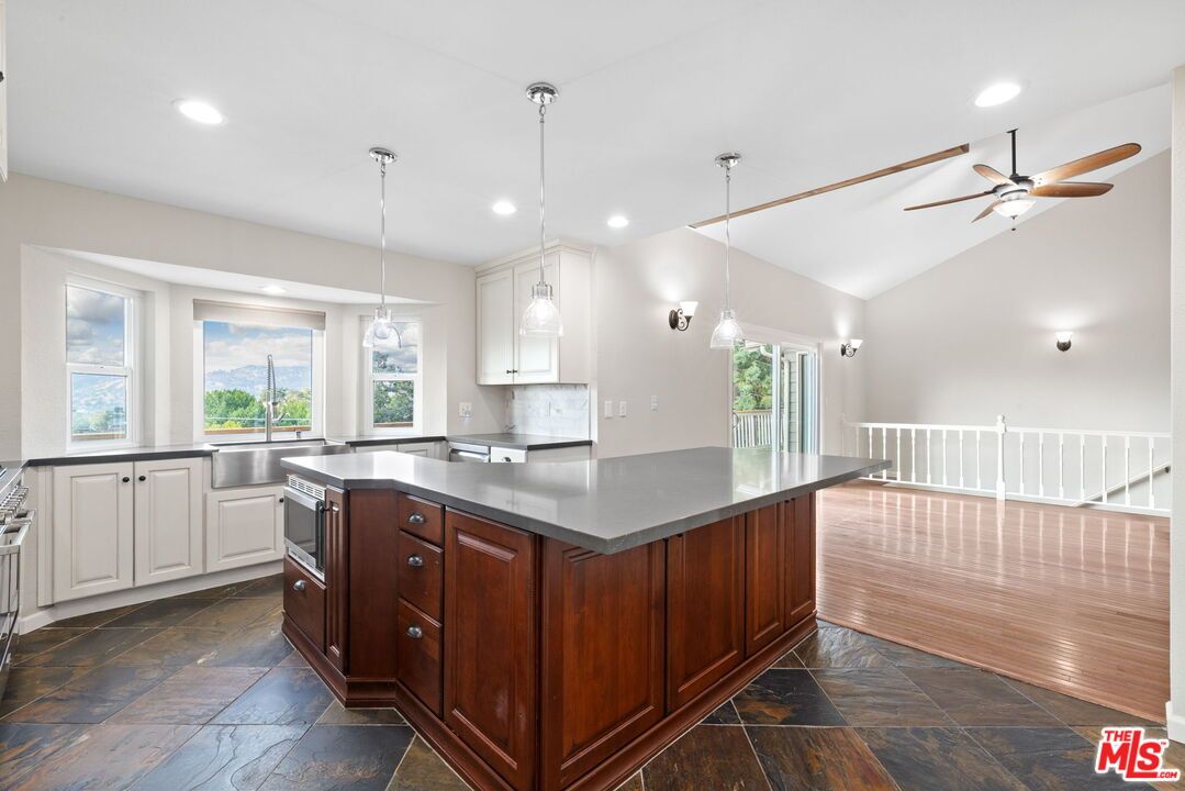 Interior, Kitchen, Pendant Lights, Recessed Lighting