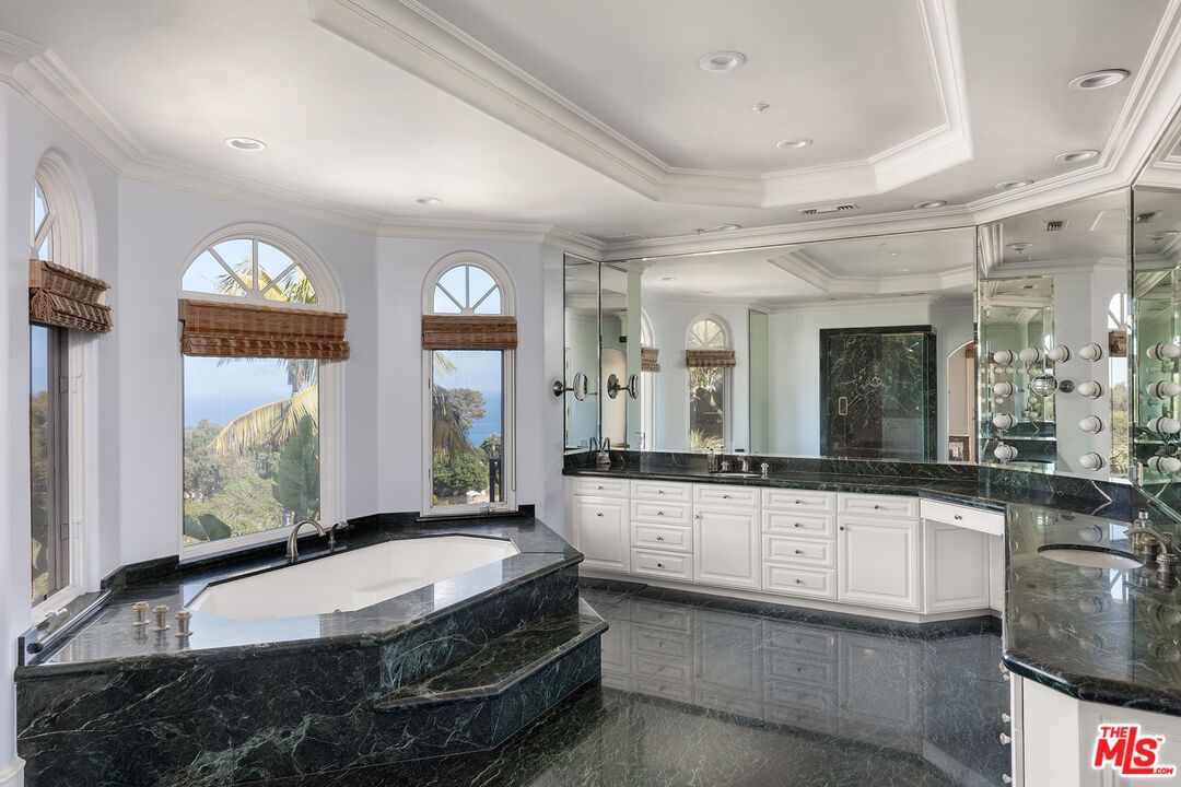 Bathroom, Dual Sink Vanities, Interior, Marble, Recessed Lighting