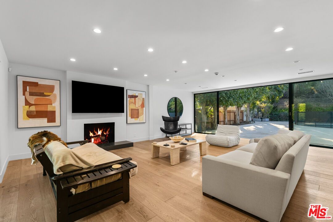 Fireplace, Interior, Living room, Recessed Lighting, Wood Texture Flooring