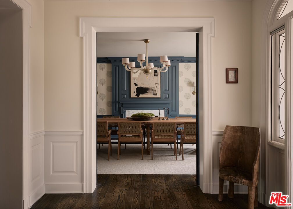Chandelier, Dining room, Interior, Wood Texture Flooring