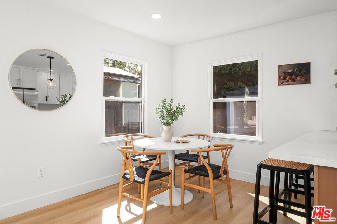 Dining room, Interior, Pendant Lights, Recessed Lighting, Wood Texture Flooring