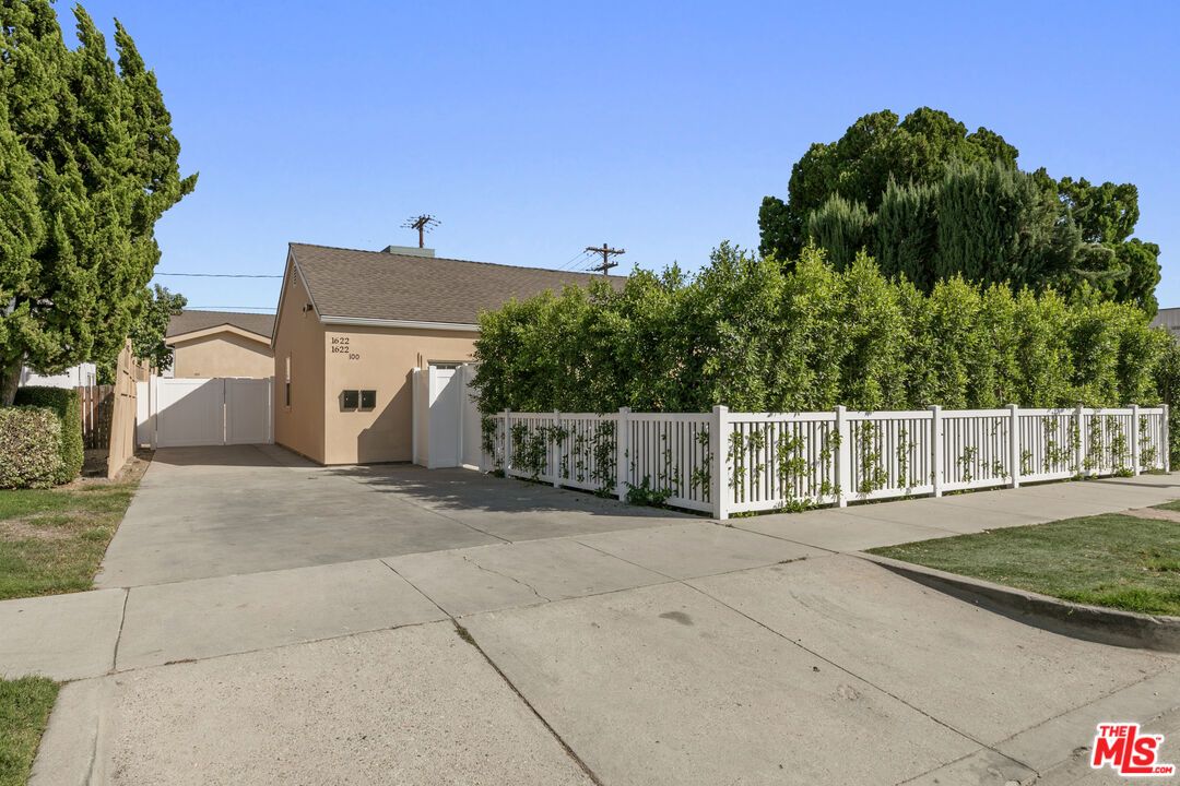 DE Listing image placeholder