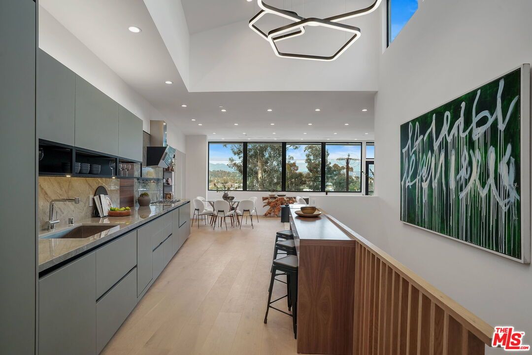 Dining room, Interior, Kitchen, Recessed Lighting, Wood Texture Flooring