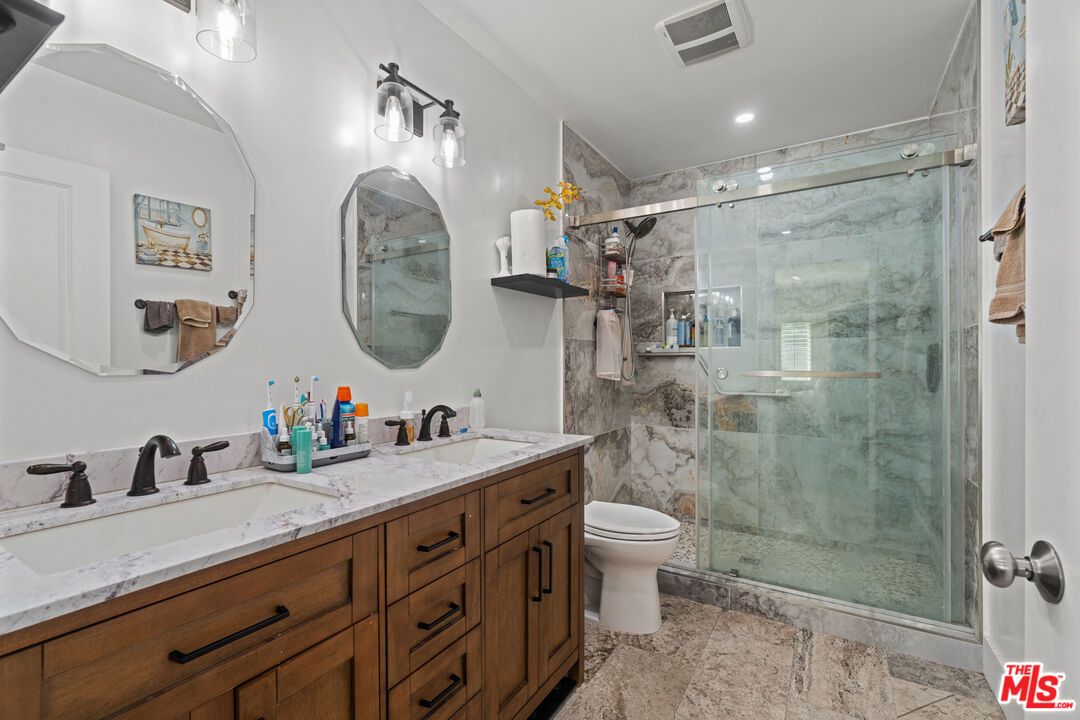 Bathroom, Dual Sink Vanities, Glass Shower, Interior, Recessed Lighting
