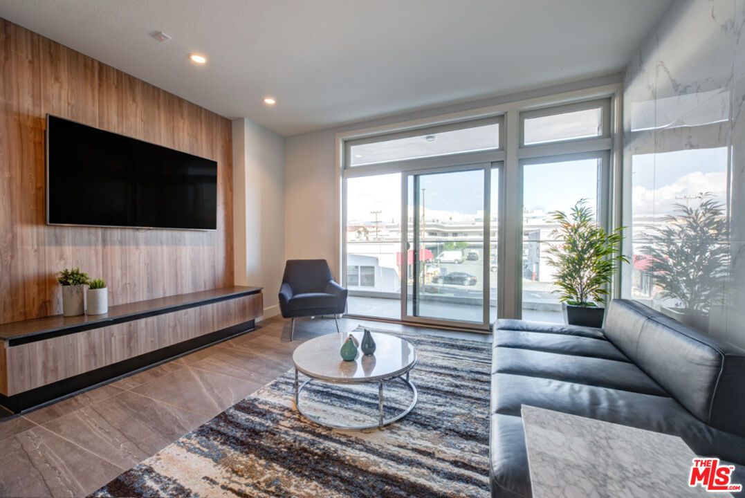 Interior, Living room, Recessed Lighting, Wood Texture Flooring, Wooden Walls