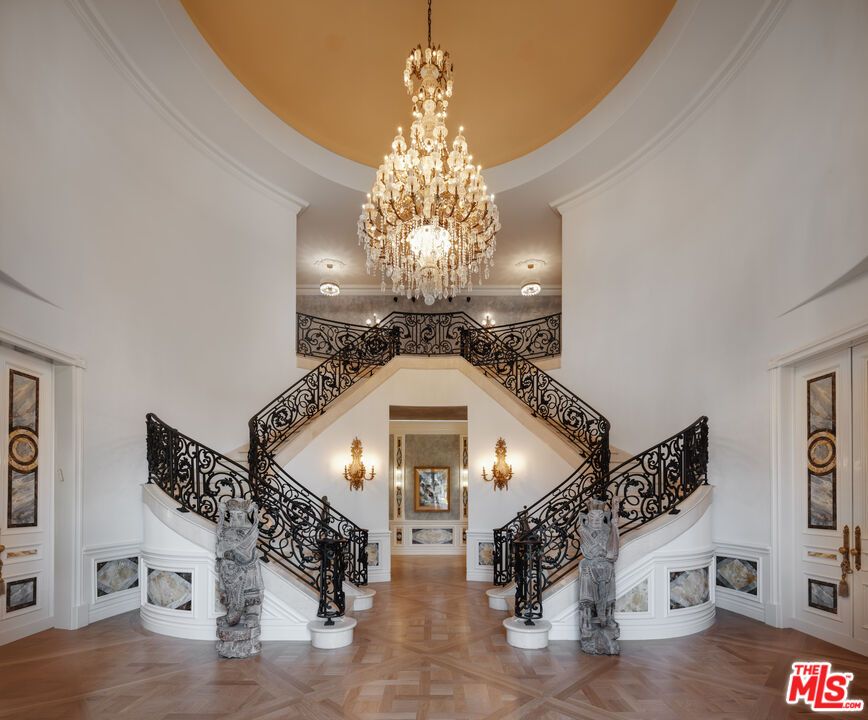Chandelier, Interior, Wood Texture Flooring
