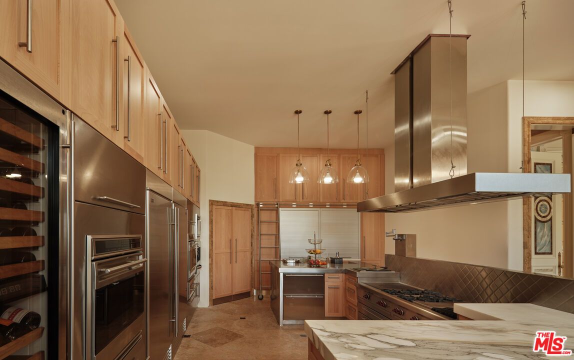 Interior, Kitchen, Pendant Lights, Stainless Steel Appliances