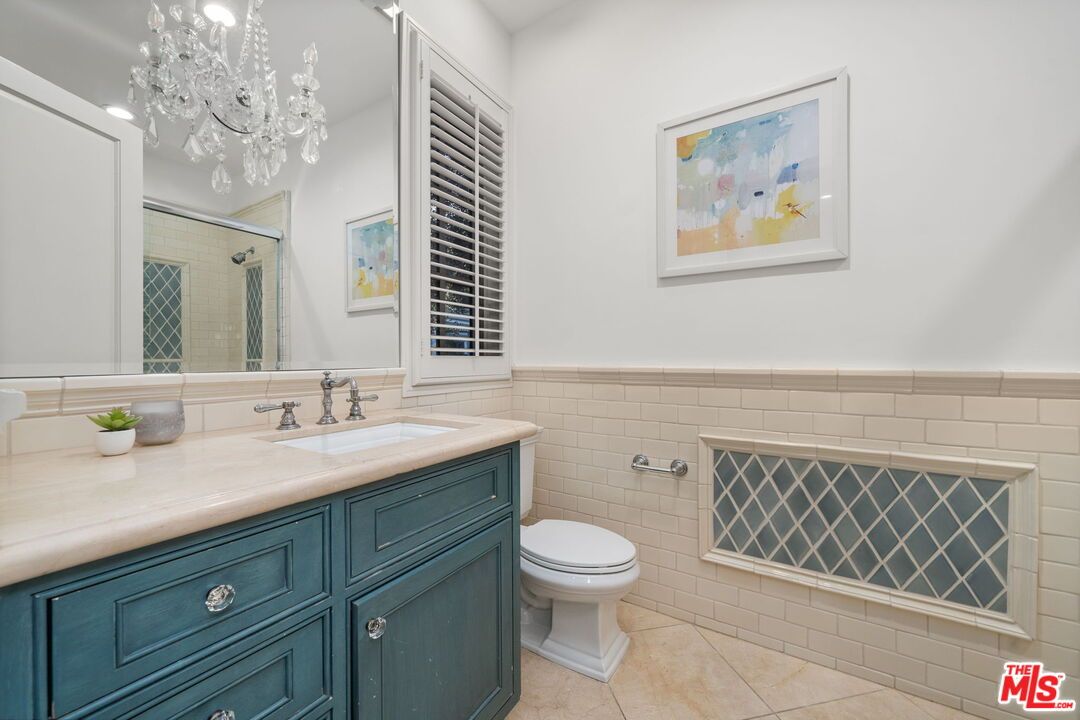Bathroom, Chandelier, Interior