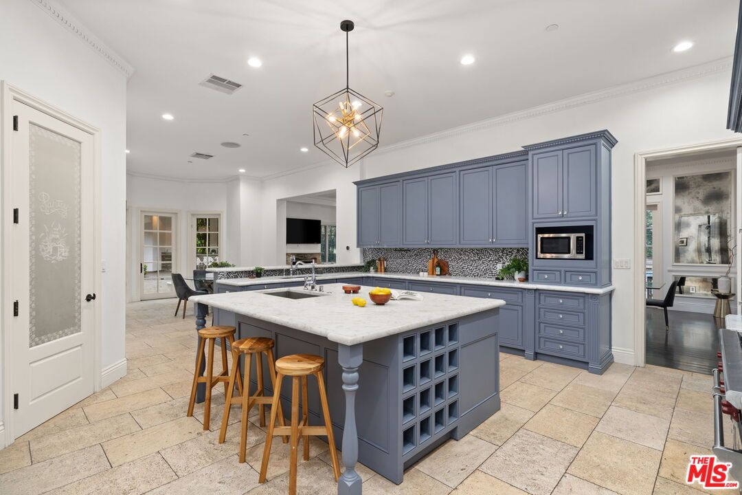Interior, Kitchen, Pendant Lights, Recessed Lighting, Stainless Steel Appliances