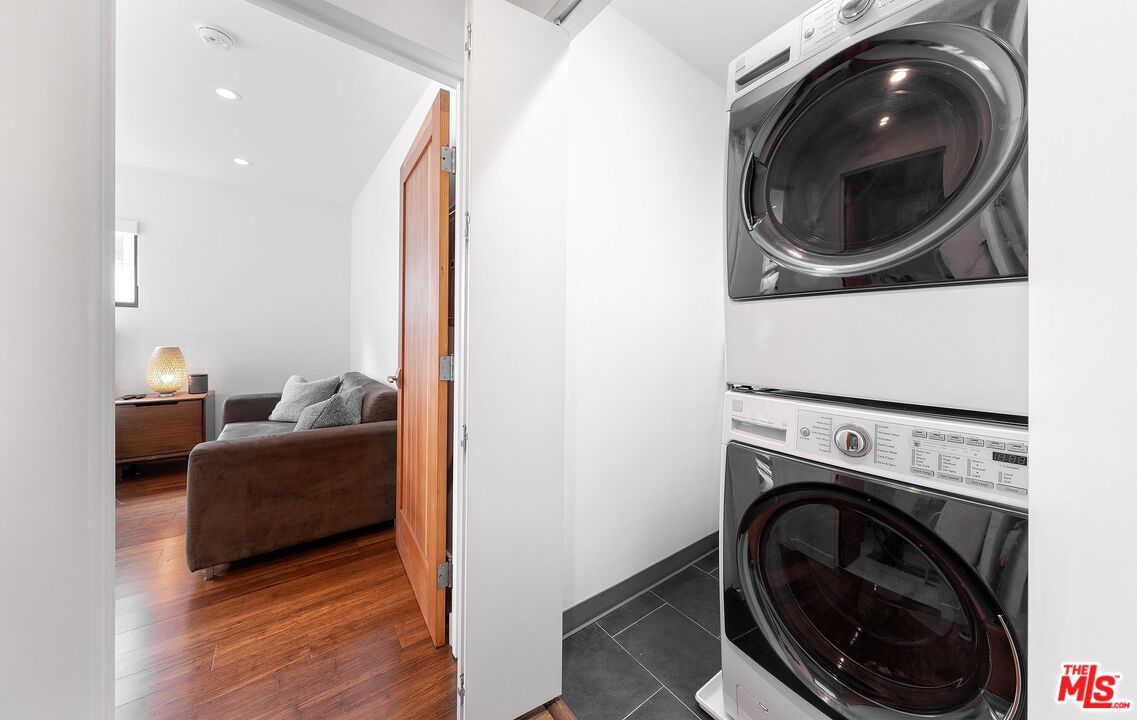 Interior, Recessed Lighting, Utility Closets, Washer, Wood Texture Flooring