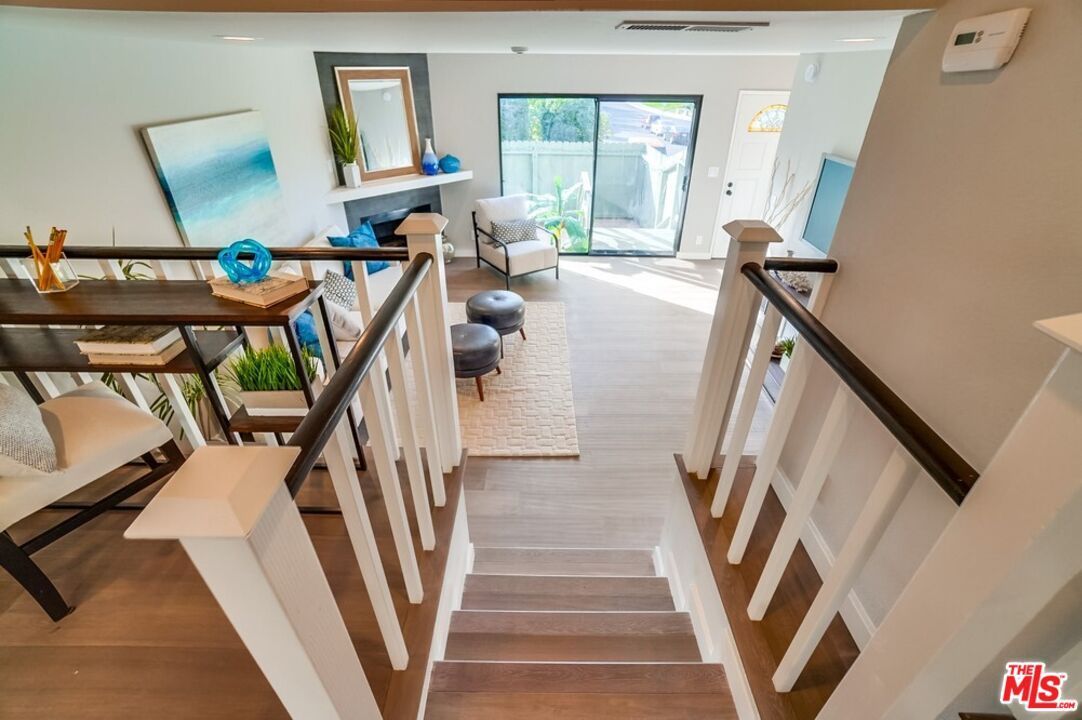 Dining room, Interior, Living room, Recessed Lighting, Wood Texture Flooring