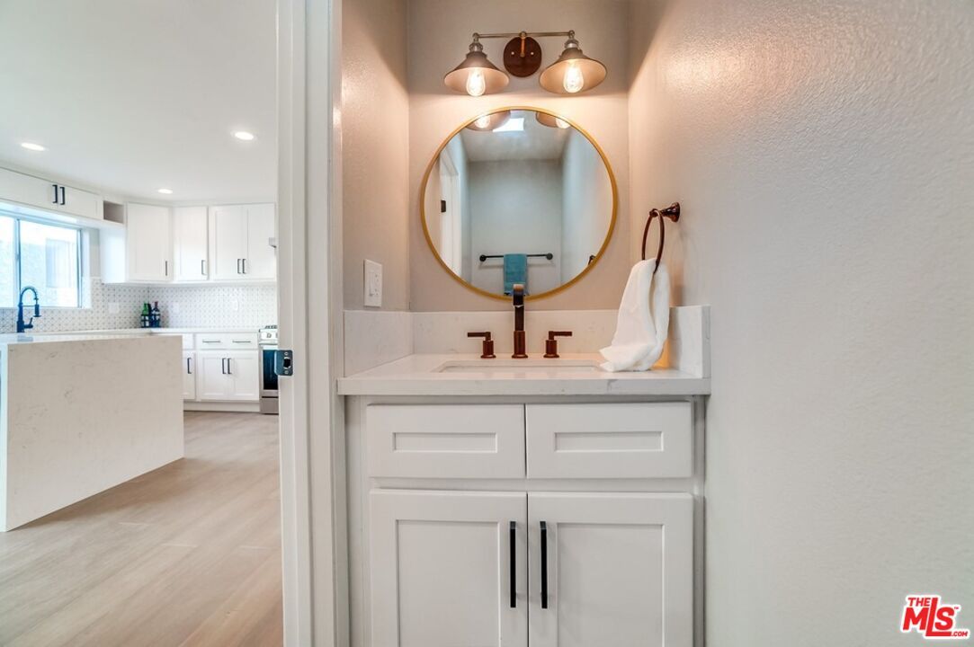 Bathroom, Interior, Recessed Lighting, Wood Texture Flooring