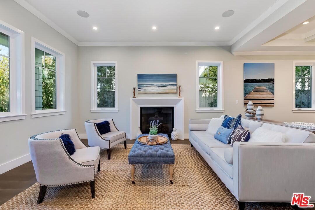 Fireplace, Interior, Living room, Recessed Lighting, Wood Texture Flooring