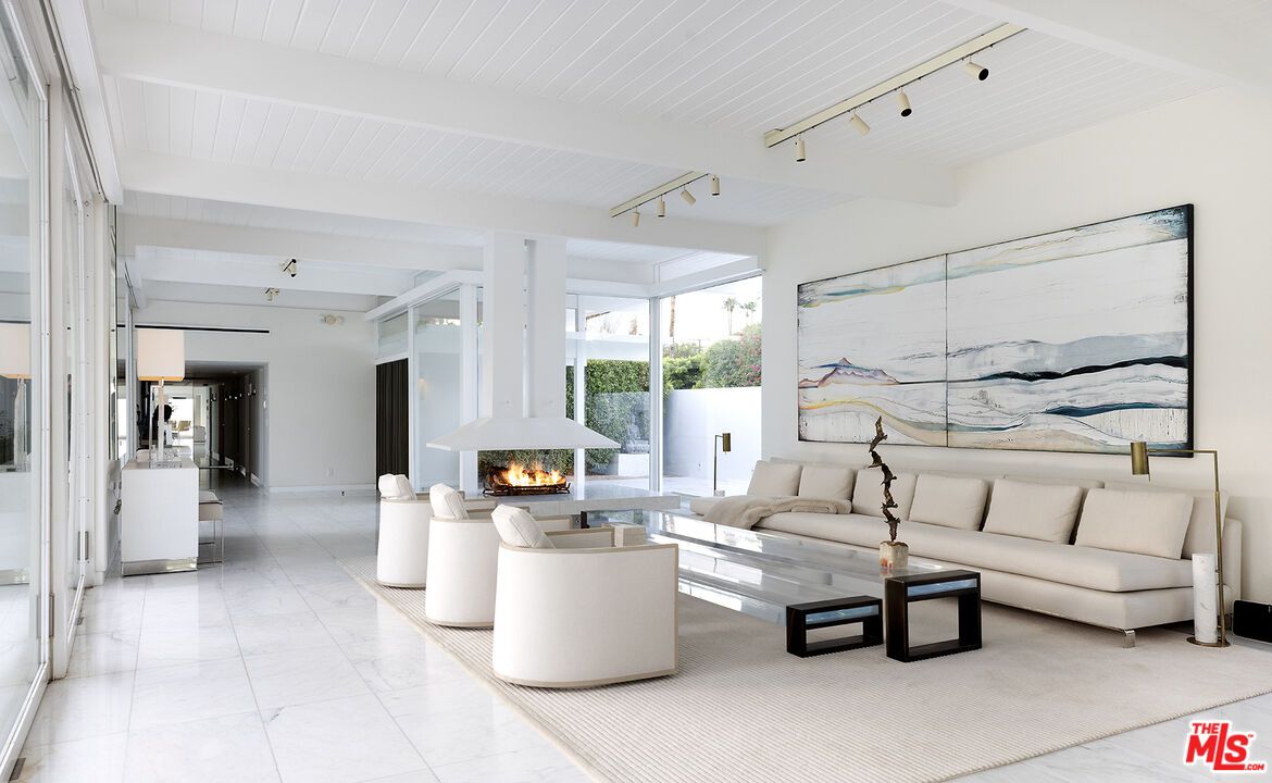 Fireplace, Interior, Living room