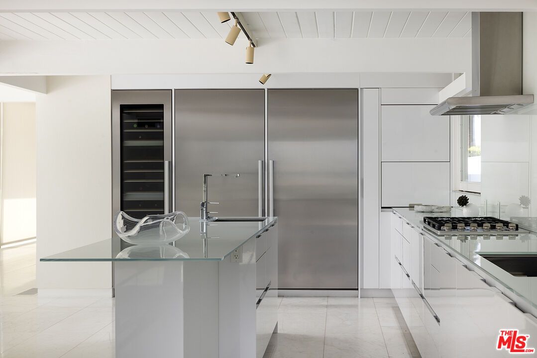 Interior, Kitchen, Stainless Steel Appliances