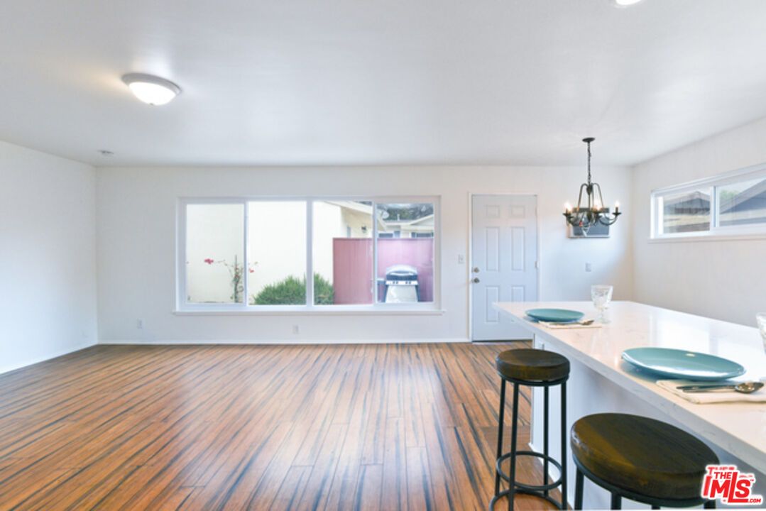 Chandelier, Interior, Recessed Lighting, Wood Texture Flooring
