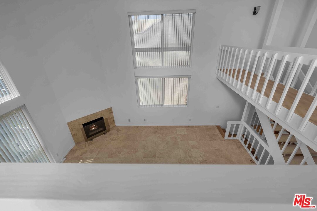 Empty room, Fireplace, Interior