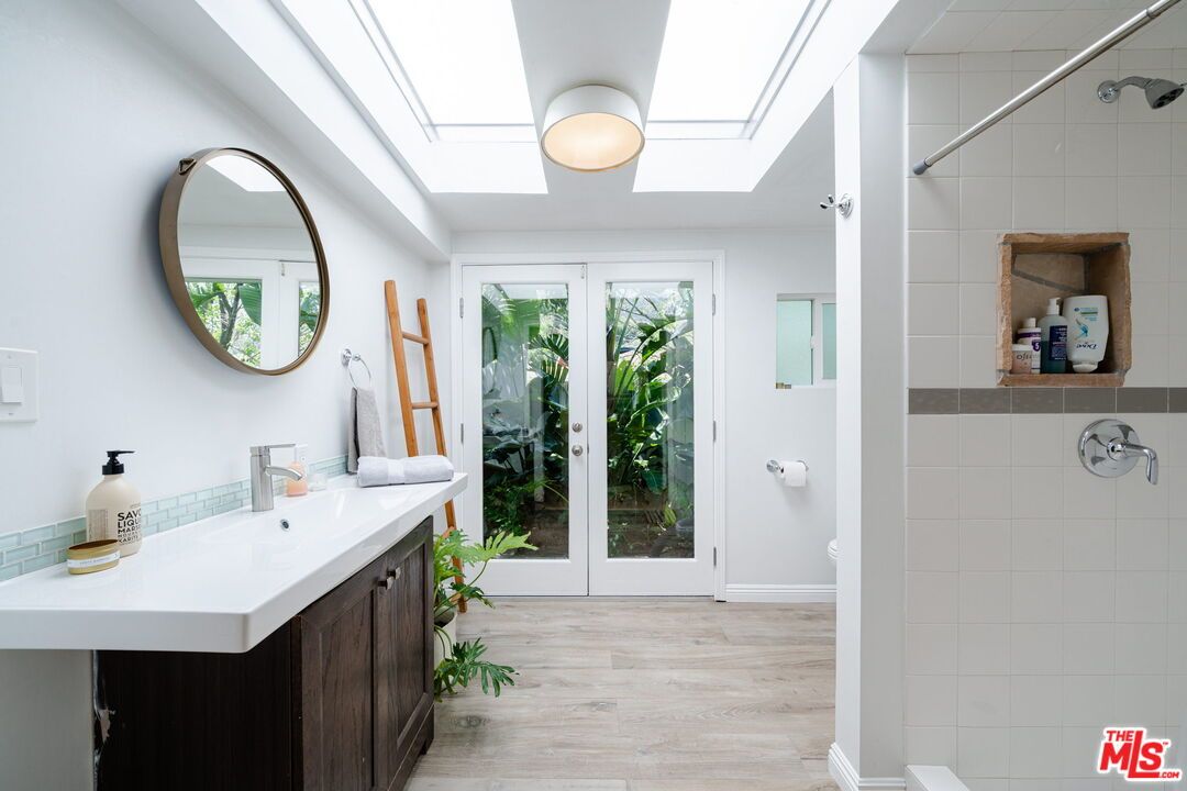 Bathroom, Interior, Wood Texture Flooring