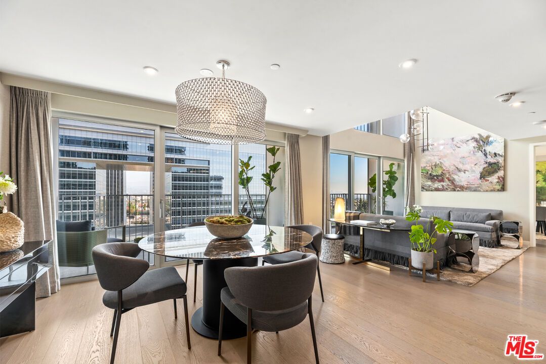 Chandelier, Dining room, Interior, Living room, Recessed Lighting, Wood Texture Flooring