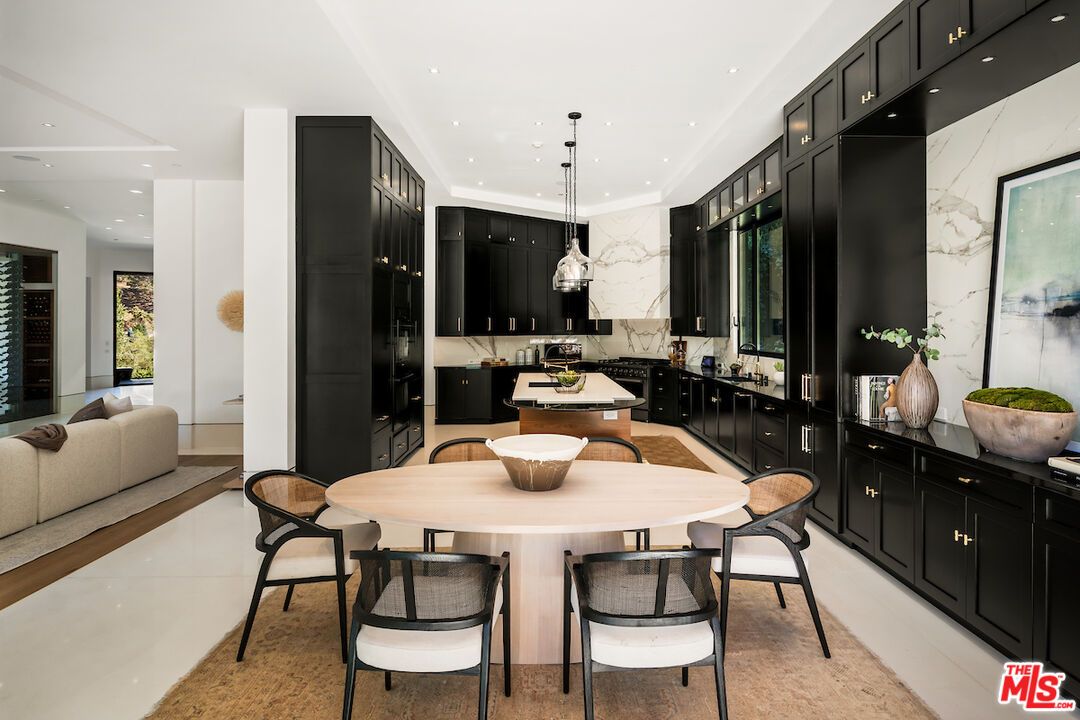 Dining room, Interior, Kitchen, Pendant Lights, Recessed Lighting