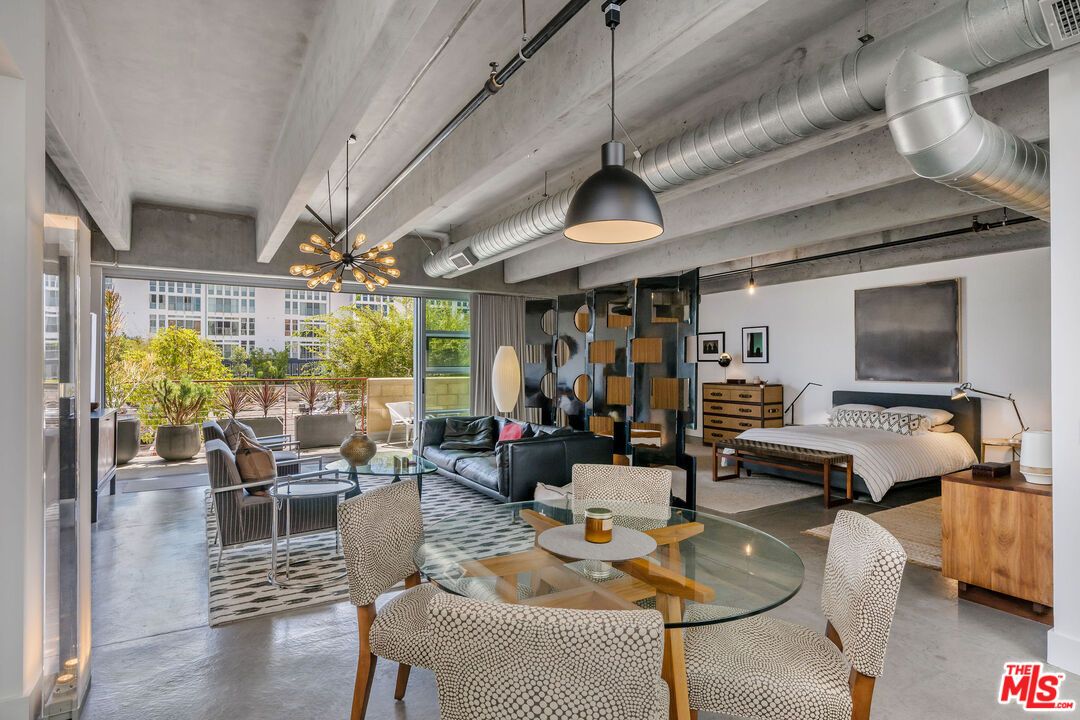 DE Listing image placeholder