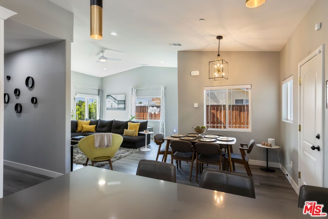 Dining room, Interior, Living room, Pendant Lights, Recessed Lighting, Wood Texture Flooring