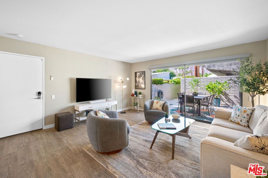 Dining room, Interior, Living room, Wood Texture Flooring