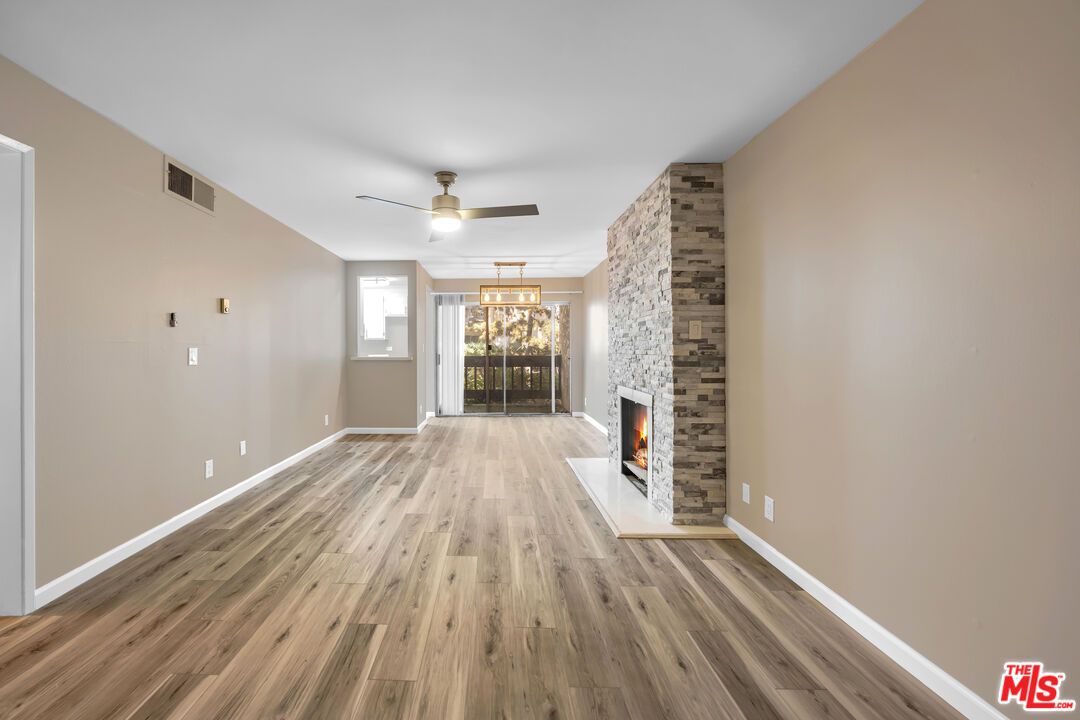 Empty room, Fireplace, Interior, Wood Texture Flooring