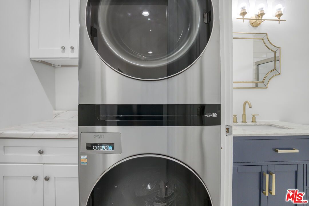 Interior, Kitchen, Washer