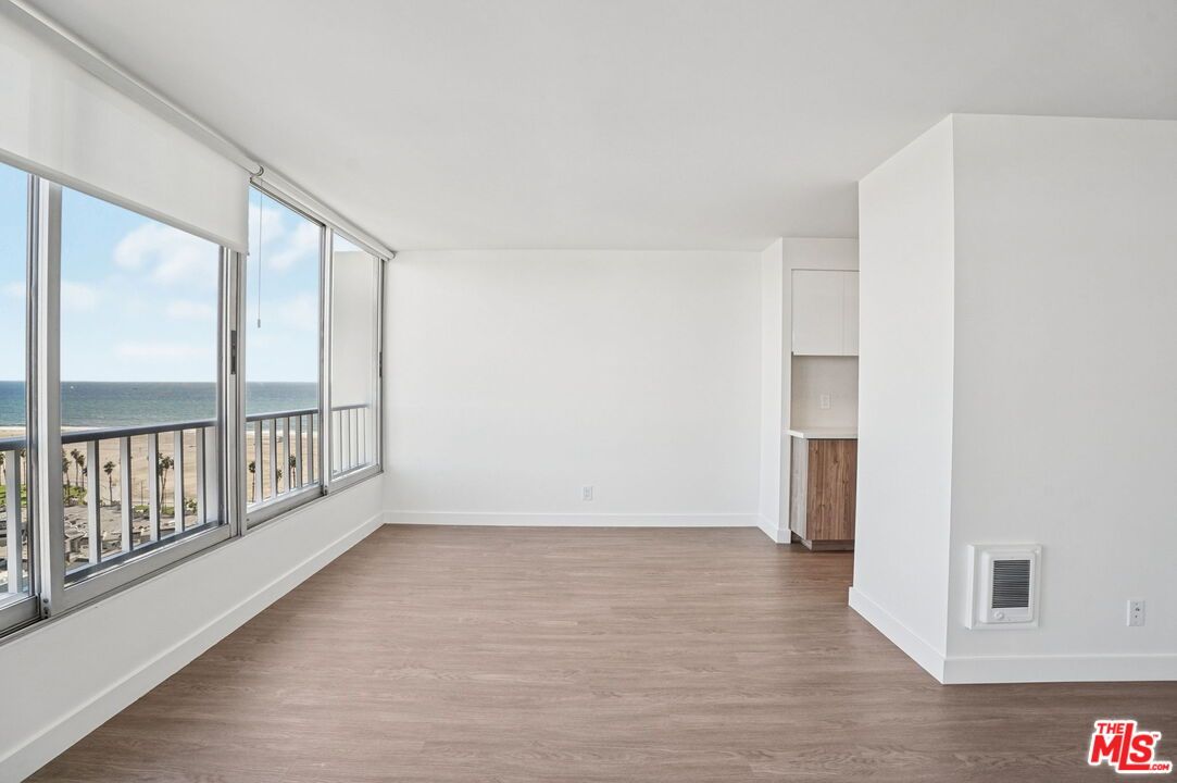 Empty room, Interior, Water, Wood Texture Flooring
