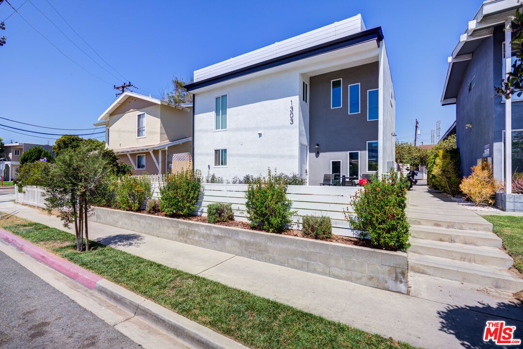 Exterior, Solar Panels