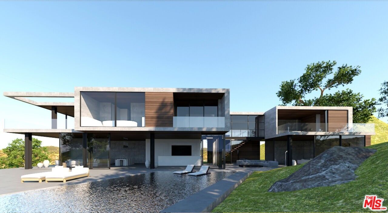 Backyard, Exterior, Facade, Modern