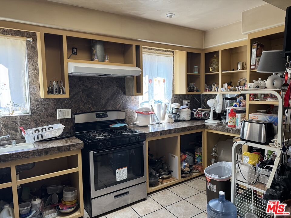 Interior, Kitchen