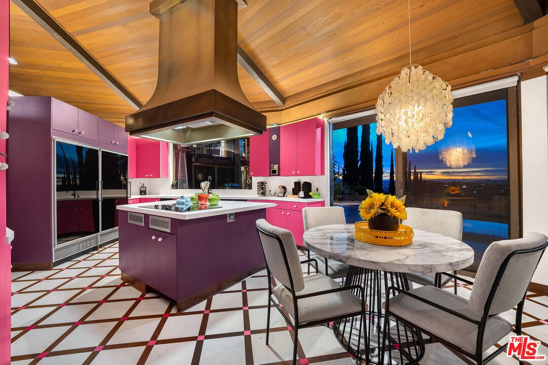 Chandelier, Dining room, Interior, Kitchen, Wooden Ceilings