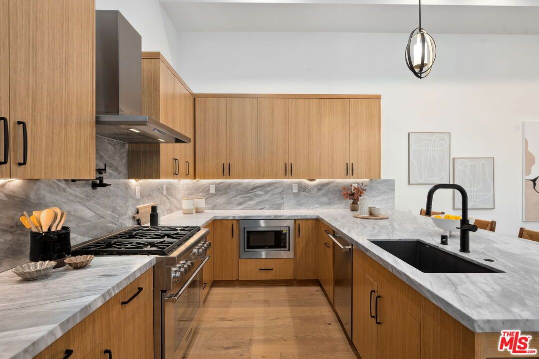 Interior, Kitchen, Pendant Lights, Stainless Steel Appliances, Wood Texture Flooring