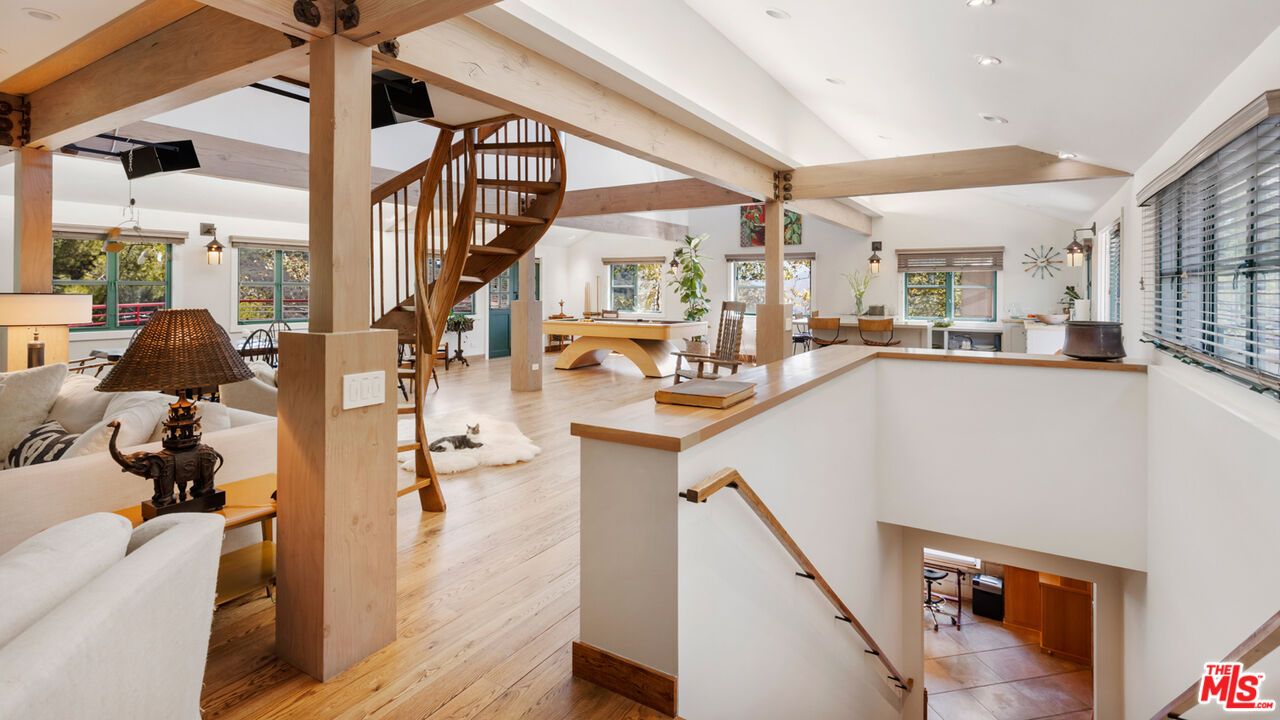 Interior, Pendant Lights, Recessed Lighting, Wooden Beams, Wood Texture Flooring