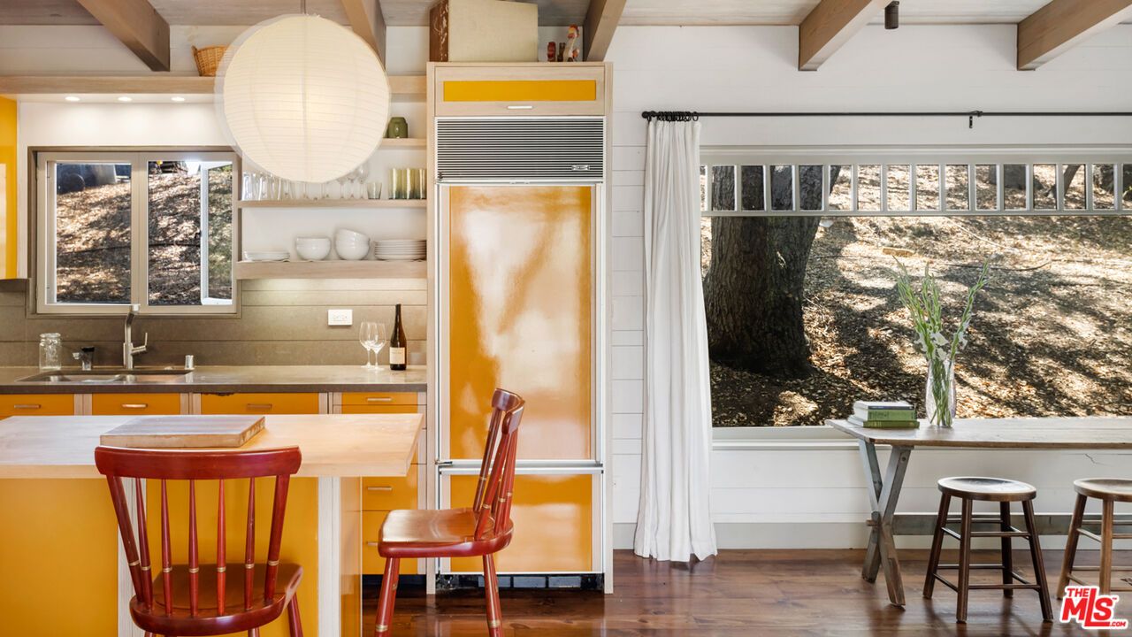 Interior, Pendant Lights, Recessed Lighting, Wooden Beams, Wood Texture Flooring