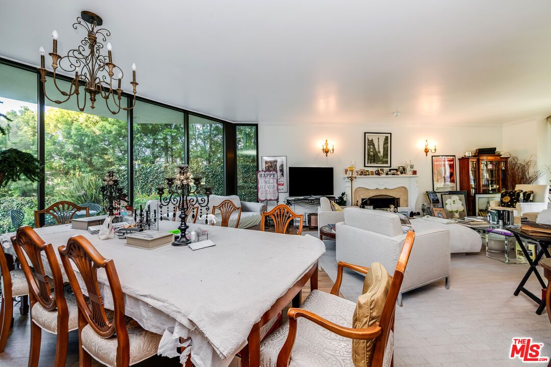 Chandelier, Dining room, Fireplace, Interior, Living room