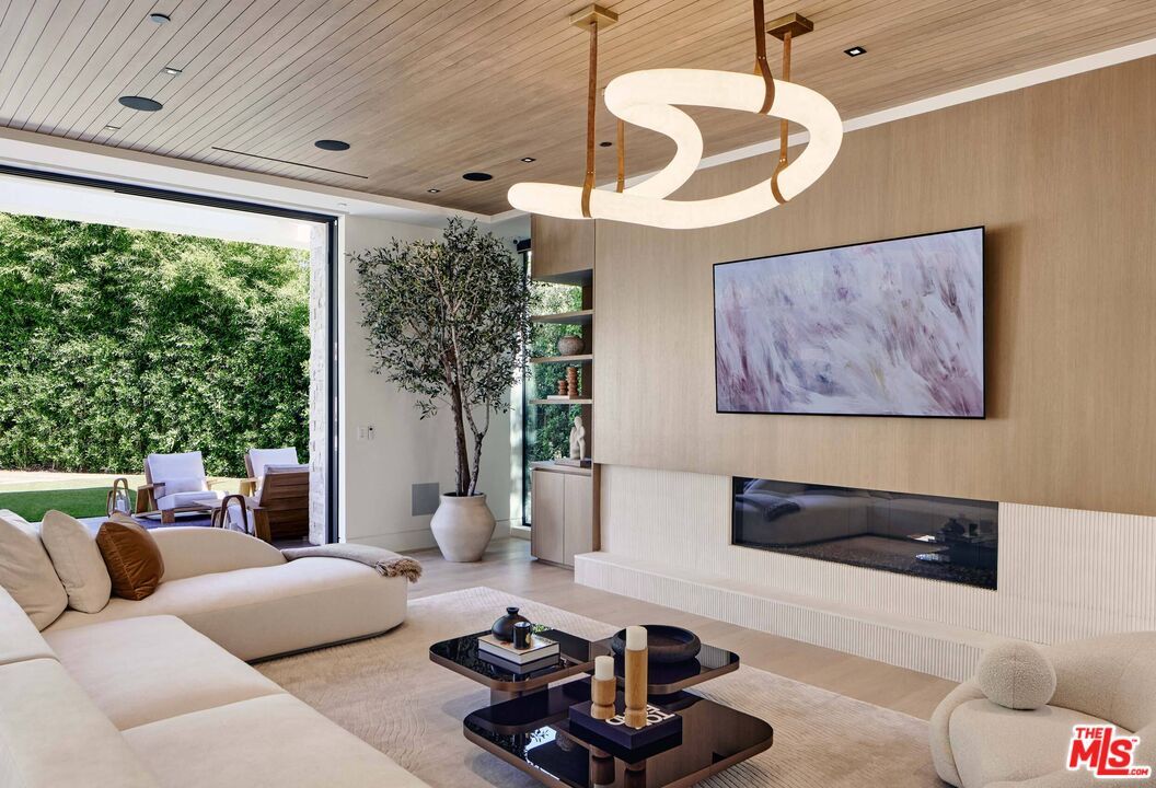 Fireplace, Interior, Living room, Pendant Lights, Recessed Lighting, Wooden Ceilings