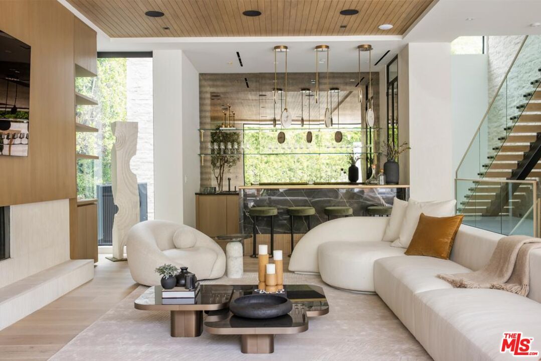 Interior, Living room, Pendant Lights, Recessed Lighting, Wooden Ceilings, Wood Texture Flooring