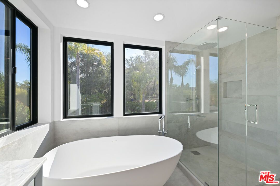 Bathroom, Free Standing Baths, Glass Shower, Interior, Recessed Lighting